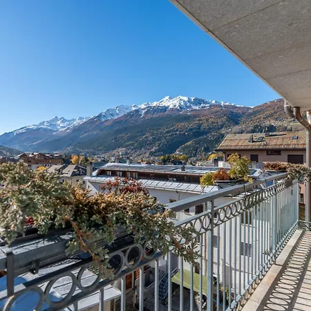 White Peak 77 - Panoramic Slope Views Appartement *