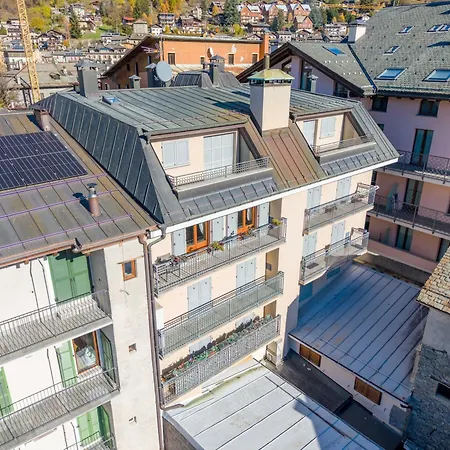 White Peak 77 - Panoramic Slope Views Lägenhet Bormio